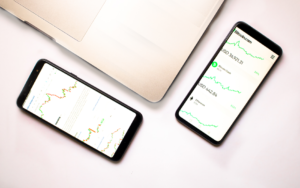 10 Dicas para Economizar Dinheiro com o Uso de Aplicativos Financeiros
